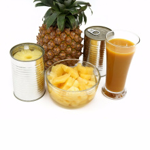 Canned pineapple chunks with high quality